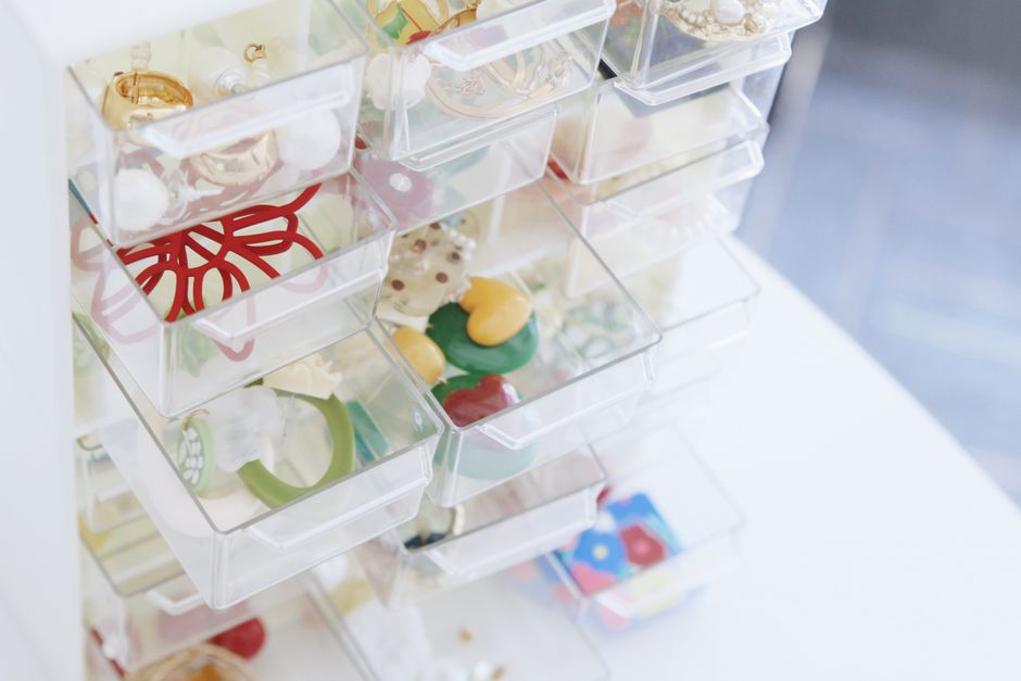 Rangement maquillage : 6 idées pour un coin beauté organisé